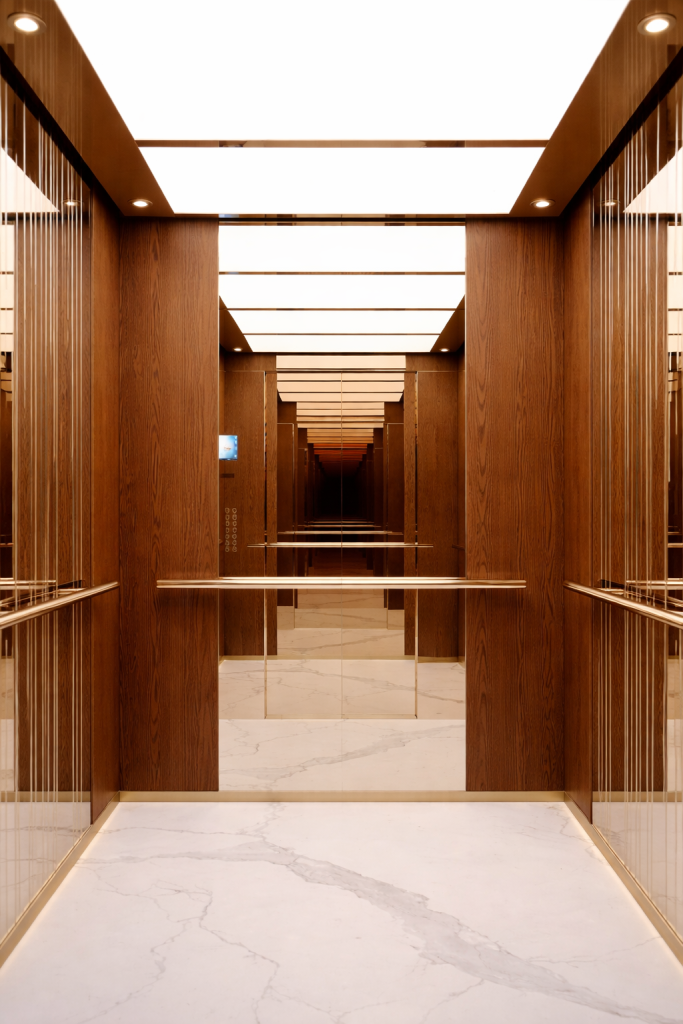 WG002-WarmWalnutchampagne